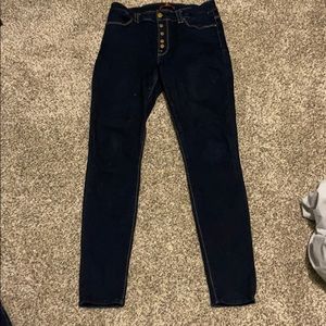 7 For All Mankind - Cute high waisted buttons